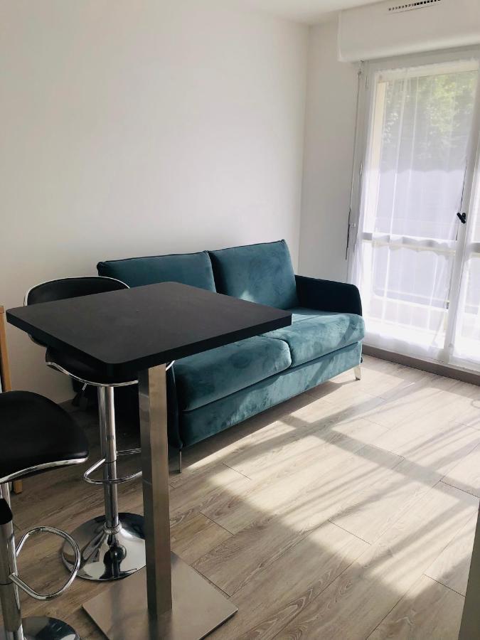 Studio en résidence, proche de la mer avec parking gratuit et clé 4G Villers-sur-Mer Esterno foto